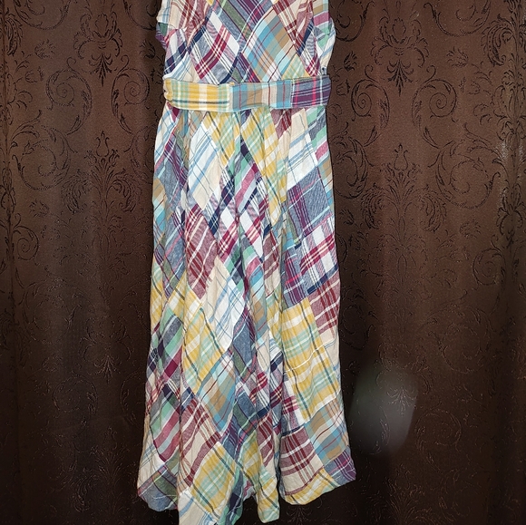 Dress - Picture 2 of 5